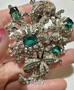 1940' Alfred Philippe Crown TRIFARI Flower Bouquet Emerald crystals Brooch DC2