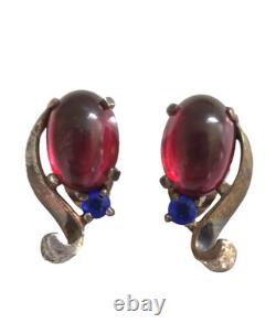 1940's TRIFARI ALFRED PHILIPPE GOLD STERLING SILVER RED CABOCHON CLIP EARRINGS