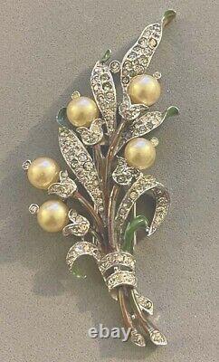1940's TRIFARI Alfred Philippe Enamel Rhinestone Faux Pearl Flower Fur Clip Pin