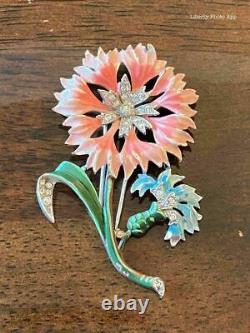 1940's Trifari Alfred Philippe'Rue de la Paix' Pink & Blue Carnation Pin Clip