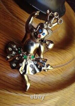 1940s Crown Trifari by Alfred Philippe Heavenly Twins Dancing Angel Brooch Pin
