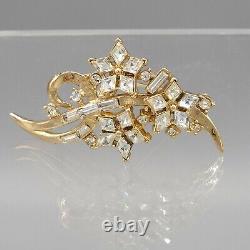 1952 Crown Trifari Alfred Philippe TWINKLE Gold Tone Rhinestone Floral Brooch