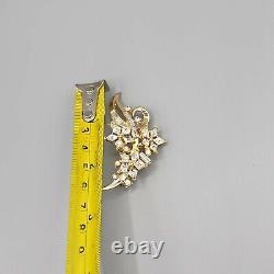 1952 Crown Trifari Alfred Philippe TWINKLE Gold Tone Rhinestone Floral Brooch