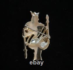 1953 Crown Trifari'Alfred Philippe' King of Diamonds Playing Card Pin