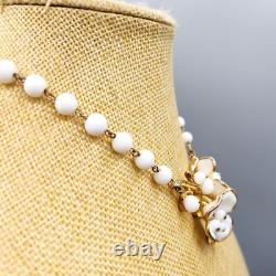 1953 Trifari MAGNOLIA Alfred Philippe Poured White Glass Necklace BOOK AD PIECE