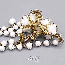 1953 Trifari MAGNOLIA Alfred Philippe Poured White Glass Necklace BOOK AD PIECE