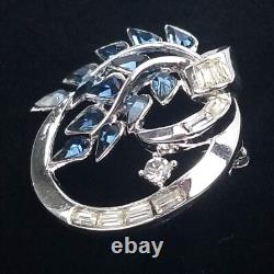 1954 TRIFARI Patent Pend Brooch Pin ALFRED PHILIPPE Blue Rhinestone Silver Tone