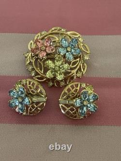 1954 Trifari Fragonard Brooch and Earrings by Alfred Philippe
