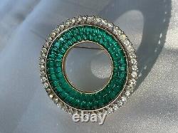 1960s ALFRED PHILIPPE TRIFARI ART BROOCH 1.8EMERALD GREEN RHINESTONES GOLD TONE