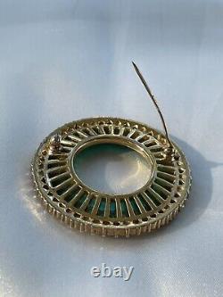 1960s ALFRED PHILIPPE TRIFARI ART BROOCH 1.8EMERALD GREEN RHINESTONES GOLD TONE