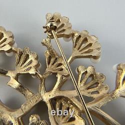 1960s Crown Trifari Alfred Philippe Signed White Beads Bonsai Tree Gold Brooch