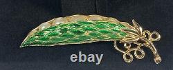 1967 Trifari'Peas in a Pod' Brooch Iconic Crown Trifari Line Rare Green Pod