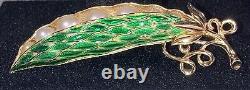 1967 Trifari'Peas in a Pod' Brooch Iconic Crown Trifari Line Rare Green Pod