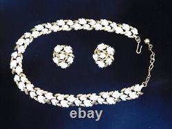 6063 Vtg Crown TRIFARI Necklace & Earring Set TULIPS! A. Philippe