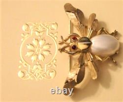 Alfred Philippe Crown TRIFARI 50's Bee Pin Fantasia Pearl Jelly Belly Brooch