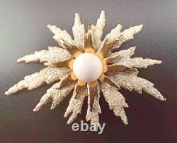 Alfred Philippe Crown Trifari Gold Plated Pearl Starburst Sunburst Pin Brooch