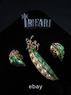 Alfred Philippe Crown Trifari Green Enamel Pearl Peas In A Pod Brooch & Earrings