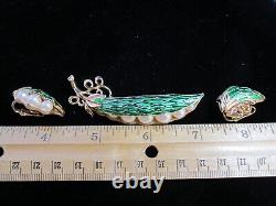 Alfred Philippe Crown Trifari Green Enamel Pearl Peas In A Pod Brooch & Earrings