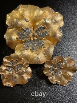 Alfred Philippe Rare Crown Trifari Pansy Rhinestone Brooch Pin Clip Earrings