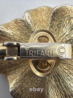 Alfred Philippe Rare Crown Trifari Pansy Rhinestone Brooch Pin Clip Earrings