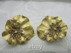 Alfred Philippe Rare Crown Trifari Pansy Rhinestone Brooch Pin Clip Earrings