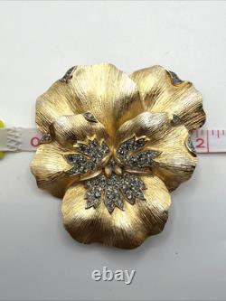 Alfred Philippe Rare Crown Trifari Pansy Rhinestone Brooch Pin Clip Earrings