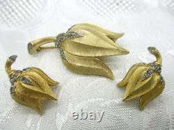 Alfred Philippe Rare Crown Trifari Tulip Rhinestone Brooch Pin Clip Earrings
