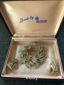 Alfred Philippe Trifari Leaf Wreath Pin Brooch Earring Set Rhinestone BOX