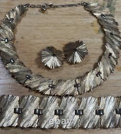 Copyright By Crown TRIFARI SET Alfred Philippe Brutalist Ruffle Leaf Rustic