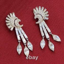 Crown TRIFARI Alfred Philippe Rhodium Plated Clear Rhinestone Clip On Earrings