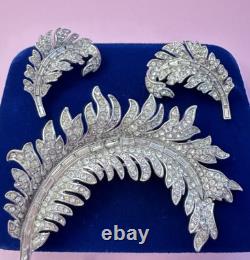 Crown Trifari 1952 Alfred Philippe Royal Plume Pave' Feather Brooch Earring Set