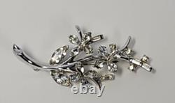 Crown Trifari ALFRED PHILIPPE Rhinestone Silvertone Brooch Earrings Set Leaf VTG