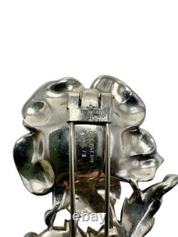 Crown Trifari Alfred Philippe 1940 Patent 120573 Red Enamel Poppy Fur Clip