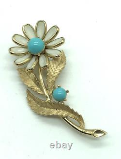 Crown Trifari Alfred Philippe Daisy Brooch White Gripoix Faux Turquoise Enamel