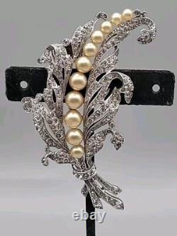 Crown Trifari Alfred Philippe Empress Eugenie Lily of Valley Fur Clip Pin Vtg