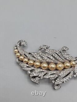 Crown Trifari Alfred Philippe Empress Eugenie Lily of Valley Fur Clip Pin Vtg