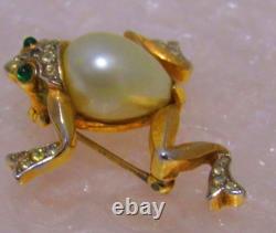 Crown Trifari Alfred Philippe Faux Pearl Jelly Belly Frog Brooch 1950 Signed