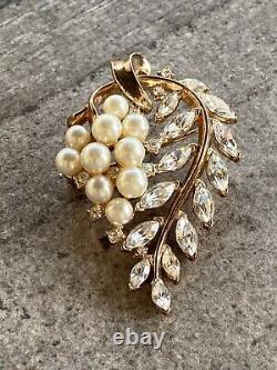 Crown Trifari Alfred Philippe Gold Tone Rhinestones Faux Pearls Brooch Pin