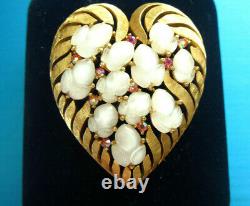 Crown Trifari Alfred Philippe Goldtone Heart Opaque Molded Glass Acorns Brooch