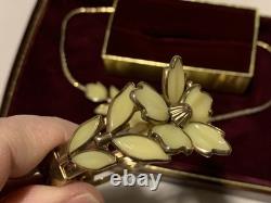 Crown Trifari Alfred Philippe Poured Glass Dogwood Cuff Bracelet And Necklace