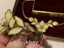 Crown Trifari Alfred Philippe Poured Glass Dogwood Cuff Bracelet And Necklace