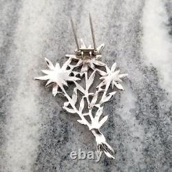 Crown Trifari Alfred Philippe Red Enamel Star Flower Pin Brooch Fur Dress Clip