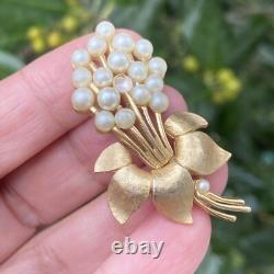 Crown Trifari Alfred Philippe Vintage Pearl Brooch Estate Jewelry Pre-Owned