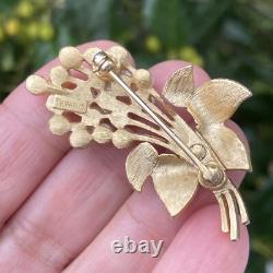 Crown Trifari Alfred Philippe Vintage Pearl Brooch Estate Jewelry Pre-Owned