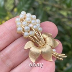 Crown Trifari Alfred Philippe Vintage Pearl Brooch Estate Jewelry Pre-Owned