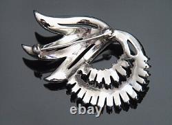 Crown Trifari Alfred Philippe Vintage Rhinestones Brooch Pin Signed