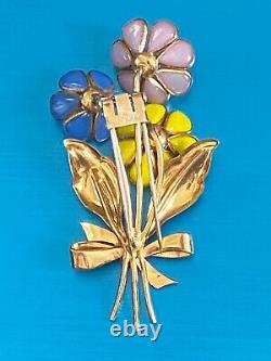 Crown Trifari Alfred Phillippe Poured Glass Gold Plate Enamel Bouquet Fur Clip