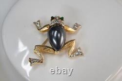 Crown Trifari Jelly Belly Frog Brooch Pin Jeweled Alfred Philippe Cabochon