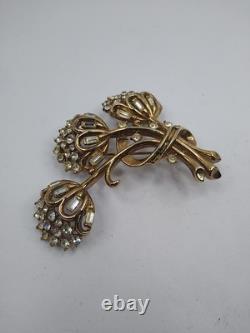 Crown Trifari Pat. Pend. Book Piece Alfred Philippe Rhinestones Floral Brooch