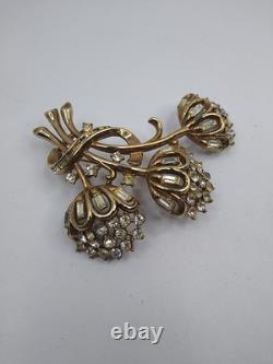 Crown Trifari Pat. Pend. Book Piece Alfred Philippe Rhinestones Floral Brooch